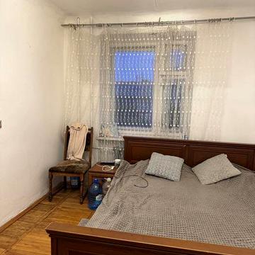 Продається 2-х кімнатна чешка по вул.Руській