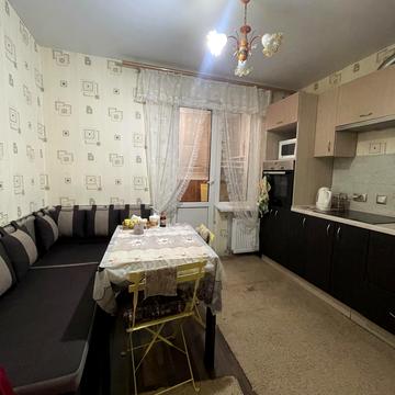 Михайла Донця вул., 2-Б