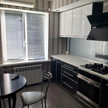 Продам 3 кімнату вул. Днепровские пороги