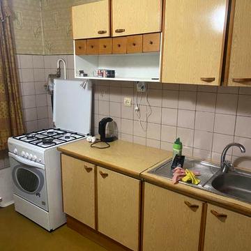 Продається 1-кімнатна квартира по вул.Закревського, 31