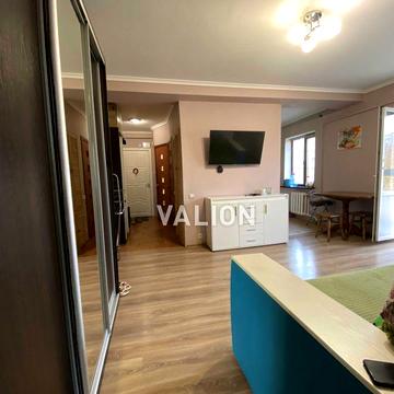 Продаж 3 кімнатної квартири по вулиці Мілютенка 42-А Лісовий масив