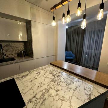 Сдам 1комнатную квартиру в ЖК Салют( бульвар Славы)