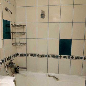 Обмін 3кім квартири, ст.м. Житомирська, на приватний будинок.