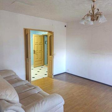 Котельникова 13 продаж просторої 3-х кімнат квартири Без комісій