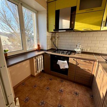 ДВРЗ Продаж 3 кім Алмаатинська З Ремонтом Дарниця