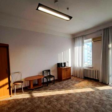 1-но кімнатна в царському будинку, центр Києва.