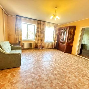 Центральна вул.