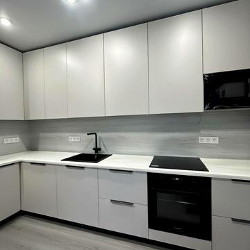 Братів Шеметів вул., 10/8