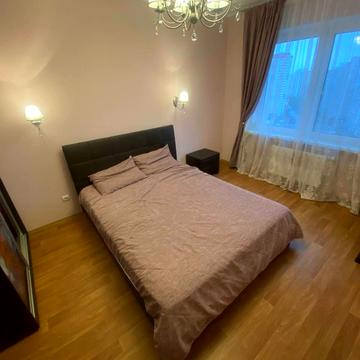 Юлії Здановської вул. (Ломоносова), 81-Б