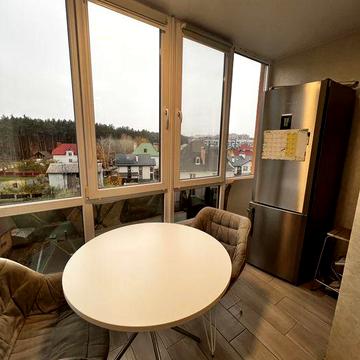 Однокімнатна квартира з ремонтом на газу біля набережної!