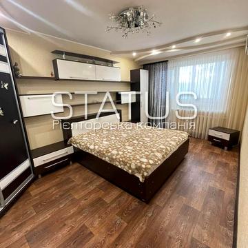 Володимира Івасюка вул. (Головка), 18