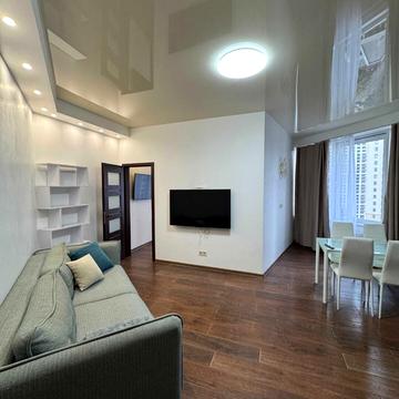 Генуезька вул., 5