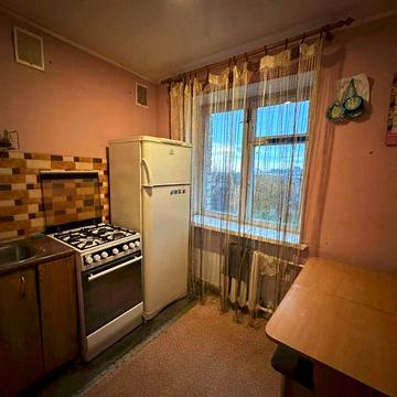 Продам 2-х кімнатну квартиру, 10 хвилин від метро Індустріальна