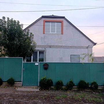 Продається будинок з виходом на річку до центру 10 хв.