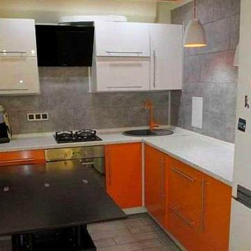 Оренда 1 кiм квартири вул. Богатирська 8. Є Газ, опалення.