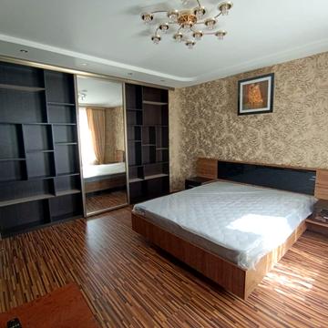 Юлії Здановської вул. (Ломоносова), 54