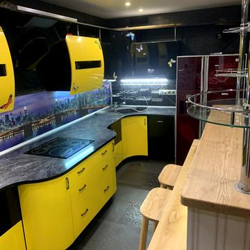 Юлії Здановської вул. (Ломоносова), 85