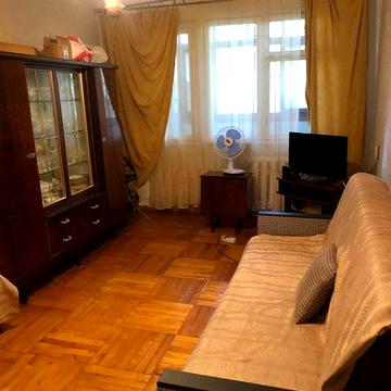 2х квартира на Черемушках Ген Петрова Исполком Парк Горького