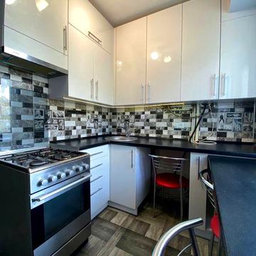 Продам 2х кім. 2/5 з ремонтом вул. Шевченко (Червоний міст)