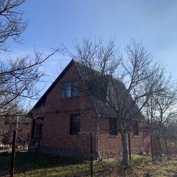 Затишна дача з НОВОЮ банею в лісі недалеко від ріки.