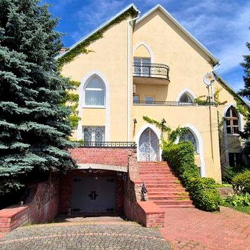 Без% Іванковичі будинок 3 поверхи 550м 25 соток