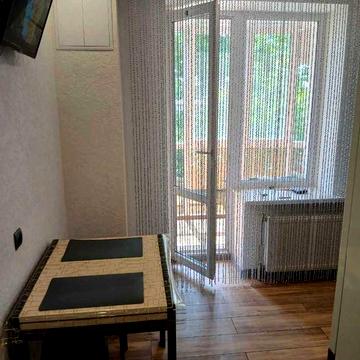 Здається гарна 1 кімнатна євроремонт [ЦЕНТР]