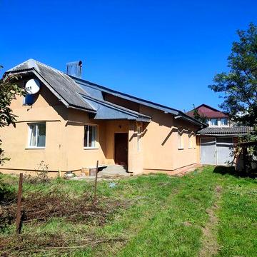 Продаж поруч з Франківськом житлового будинку 150 м2 та землі 39 сот