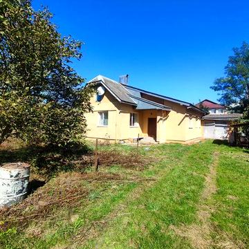 Продаж поруч з Франківськом житлового будинку 150 м2 та землі 39 сот