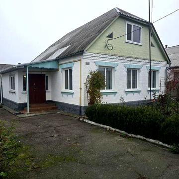 Продаж будинку смт Рокитне