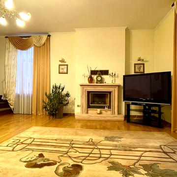 Лютеранська вул., 4