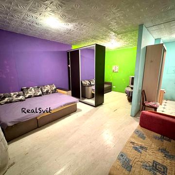 Миколи Закревського вул., 42