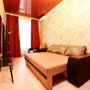 Софіївська вул., 30