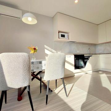 Олександра Олеся вул., 1