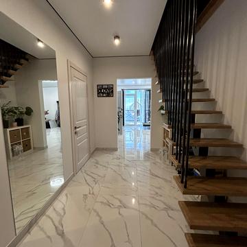 Сонячна вул.