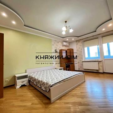 Голосіївський просп. (40-річчя Жовтня), 30-В