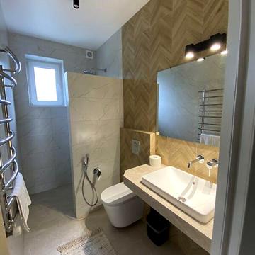 Довгострокова оренда 2к Квартира Головна вулиця