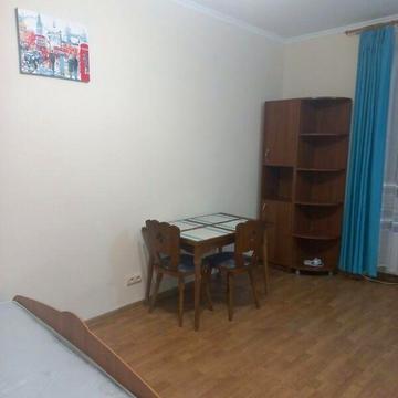 Довгострокова оренда 1к Квартира Зерова Миколи вулиця