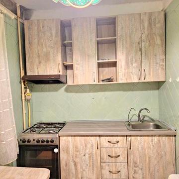 Продам 2к роздільну кв, Леся Курбаса, швидкісний трамвай!