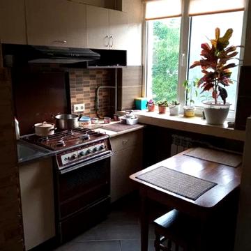 Симона Петлюри вул. (), 1