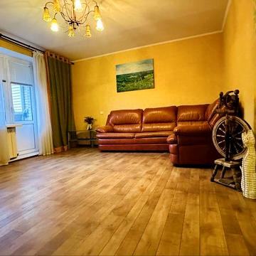 Продам 4-кімнатна автономка