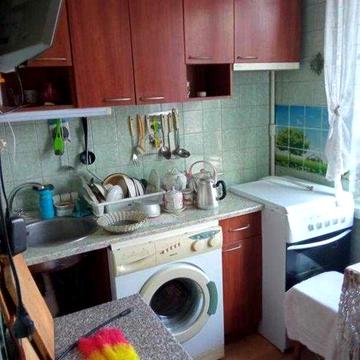 Продам 2к Гв. Широнинцев метро Студенческая, Салтовская