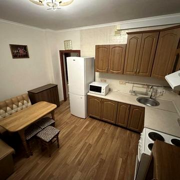 Здам велину 2 к квартиру на Лагуновой 4 бВаріанти