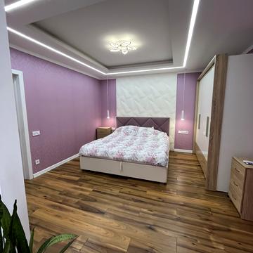 Яблунева вул., 15