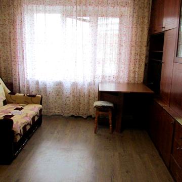 ВОСКРЕСЕНКА. вул. Микитенка Івана,  9б