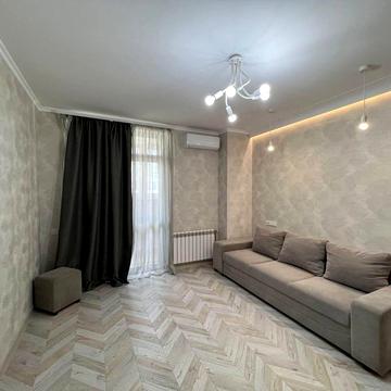 Олександрівська вул., 1