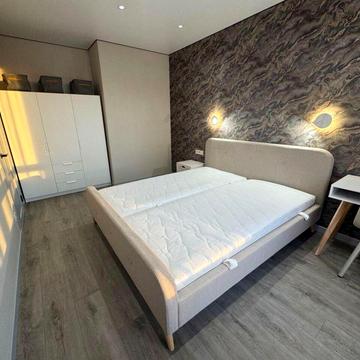 Олександра Олеся вул., 9-А