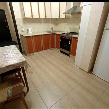 Практична вул., 6