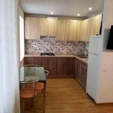 Срочно 2 к. кв. на Новых Домах.