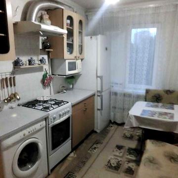 Сдам 2-х.ком.кв-ру.ж/м Красный камень, Покровский (Коммунар ) Парус.