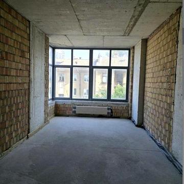 Двухкомнстная квартира в новом кирпичном доме на Французском бульваре ЖК Otrada Sky